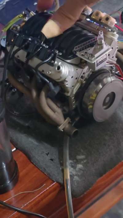 I recently came across a V8 engine model—do you guys think it's worth picking up? #v8 #engine #power