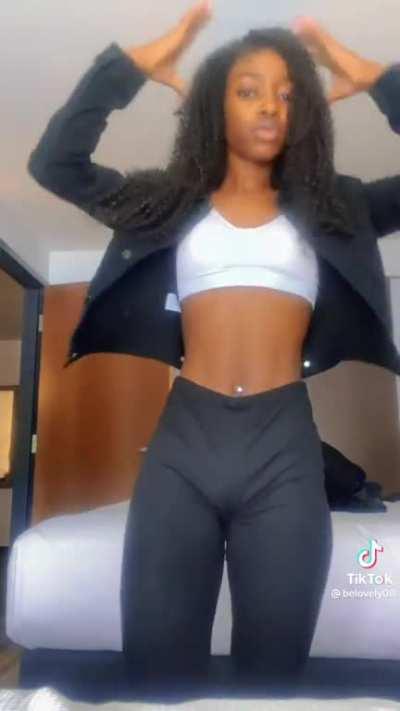 Slim thick 🔥🔥🔥