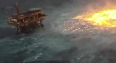 This will probably get taken down because it has nothing to do with Ireland but the ocean is on fire in The Gulf of Mexico after a pipeline ruptured 😳