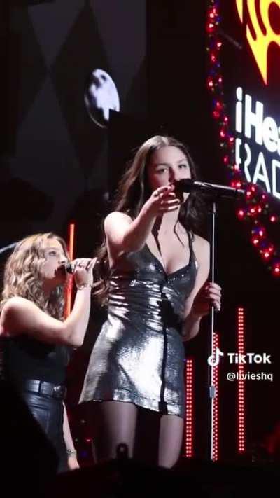 Can't Catch Me Now at Jingle Ball