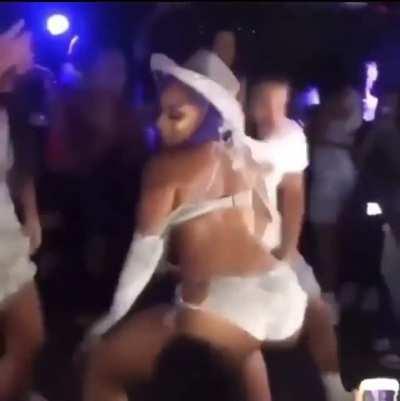 Babyyyy😍😍😍🤤🤤🤤