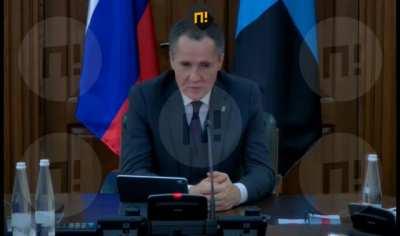 Политика кувалды шагает по РФ: Белгородский губернатор пригрозил отрубить голову чиновнице за задержку в сдаче строительных объектов