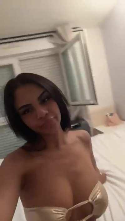 fat booty slim waist