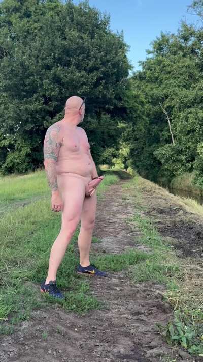 Cum on a public track