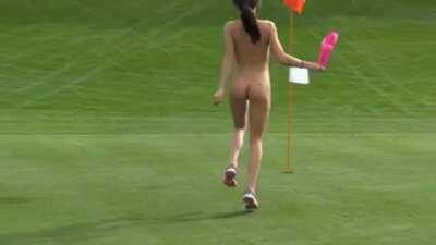 The Ideal Golf Caddie [by u/ThunderRAss] [xpost from r/NSFW_GIF]