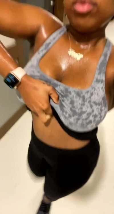 I love being a slutty ebony woman!