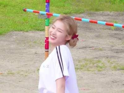 210903 - Sana gently falling