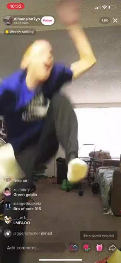 Twin off them shits fs. We gotta save him