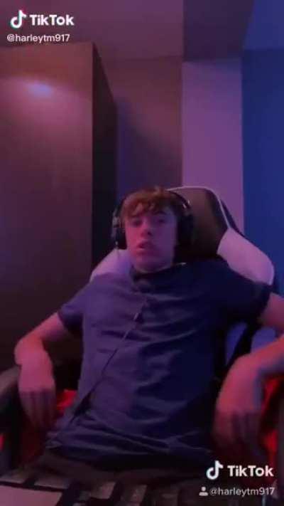 I’ve never seen a more cursed tiktok