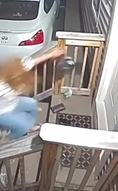 HMC while I enter my apartment