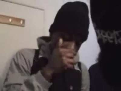 Mover (OCHB) rapping over grime in 2006 with Scarper