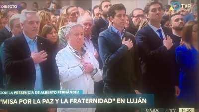 La Iglesia con Alberto y con el Gato