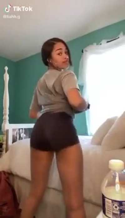 Pt2 in the shorts😮‍💨