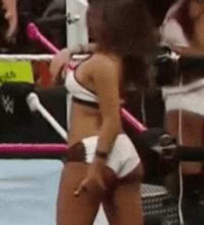 Nikki Bella's ass was too much for Cena to handle