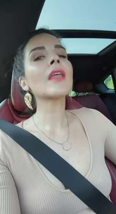 Today I’m thankful for the greatest fucking Reddit followers a girl could hope for💜so I’m giving you another face reveal for all of today☺️Please stay safe on your Thanksgiving travels and I promise I’ll get naked for you again tomorrow😘HAPPY THANKSGIVING