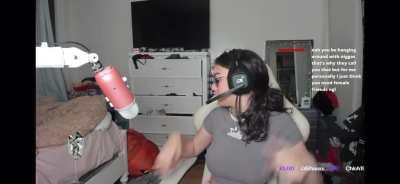 Jadeli Rosa lip gloss 