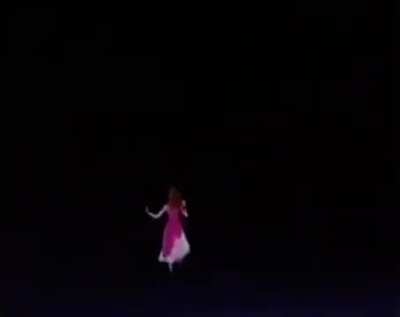 90% of the queens logging in today only to see that they won 50 jades from the lottery 😔✊️