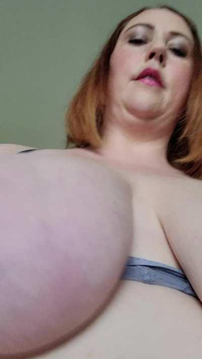 Not skinny or as pretty as some here but sexy in my own way