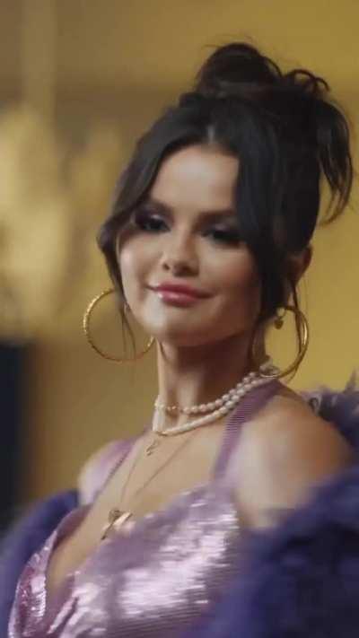 Selena G Shes Perfect 