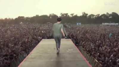 BREAKING: Noah 'King Bob' Urban was reportedly sighted performing at Coachella yesterday afternoon 👀