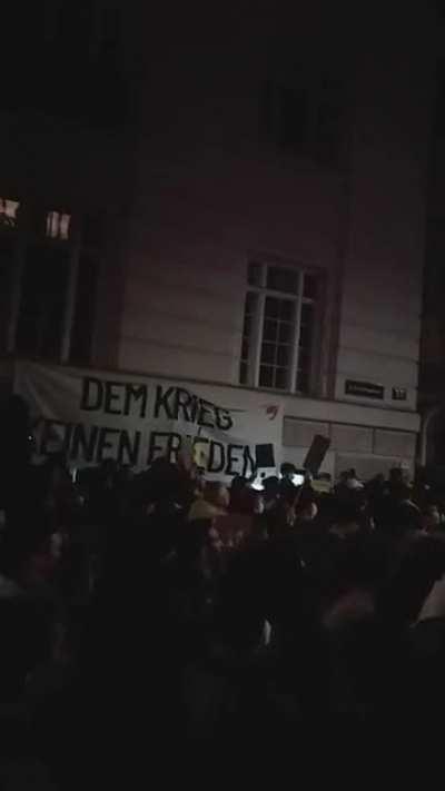 Proteste vor der russischen Botschaft