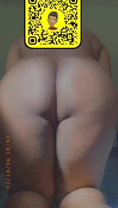 2022 - I was 60 kg slim, happy,had a lot of friends. 2026 - Im now 94 kg depressed,lonely,fat,ugly, found out all the girl friends I had is enjoying their life with their boyfriends while I'm spreading my hole for horny uncles online everyday. ( I love be