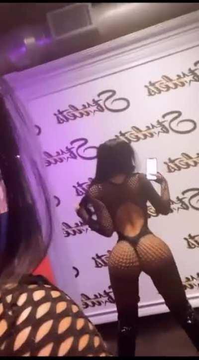 Kimbella Matos 🍑🥵