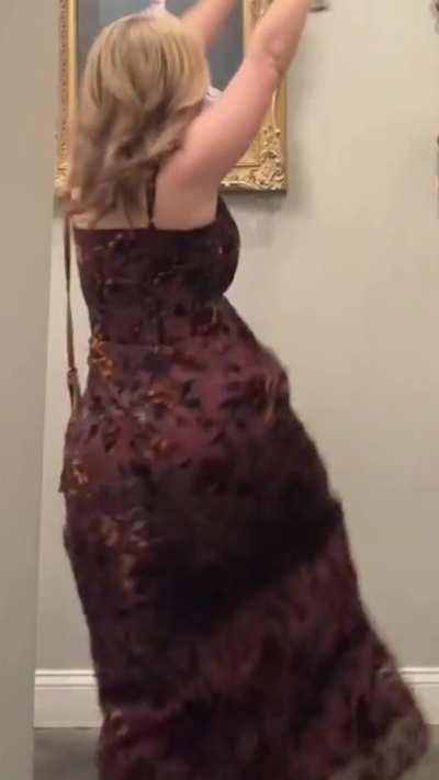 @ashleyylreyy / nyashley shake compilation