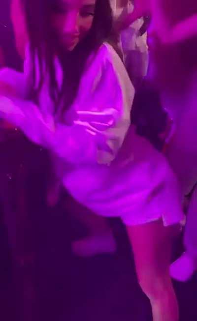 Charli Twerking on Dixie