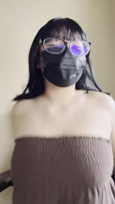 Just a tiny girl with some pierced naturals !