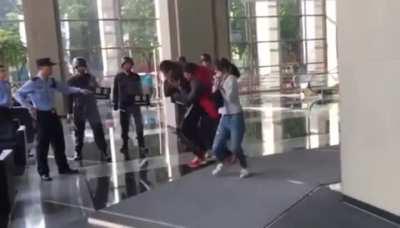 Riot cop uses judo takedown on meat cleaver wielding man with a hostage