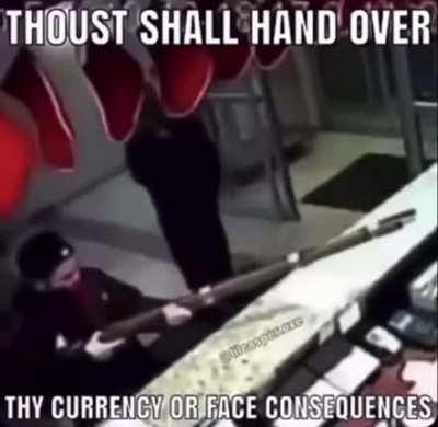 Bri*ish 🤢 robbery