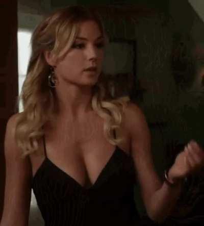 Emily VanCamp