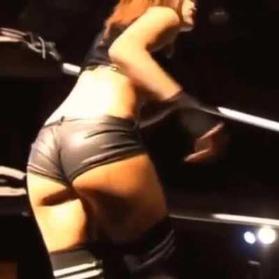 Amazing jiggle from King Kota