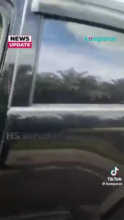 Dan terjadi lagi bung. Kasta “keatriya” ini ngelunjak dan sudah waktunya digunduli kuasanya suapaya ga makin seenaknya