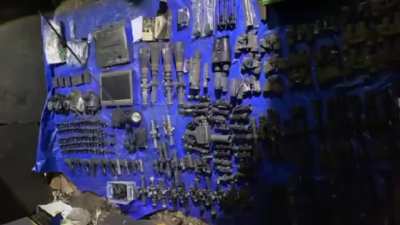 Another cave used by terrorists was detected in the Claw-Lock Operation region. A large number of weapons, ammunition and living materials belonging to terrorists were seized.
