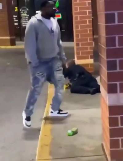 Woman uses the force to break cop's ankle during foot chase.