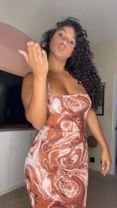 Clementine (@clementinexox)