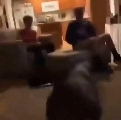 W-what da...what da dog doin-AAAAAAAAAAAAAAAAAAAAAA