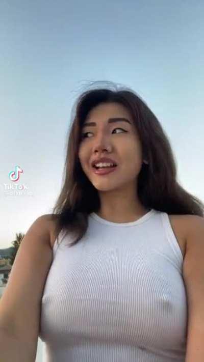 TikTokSeeThrough - Video #3337