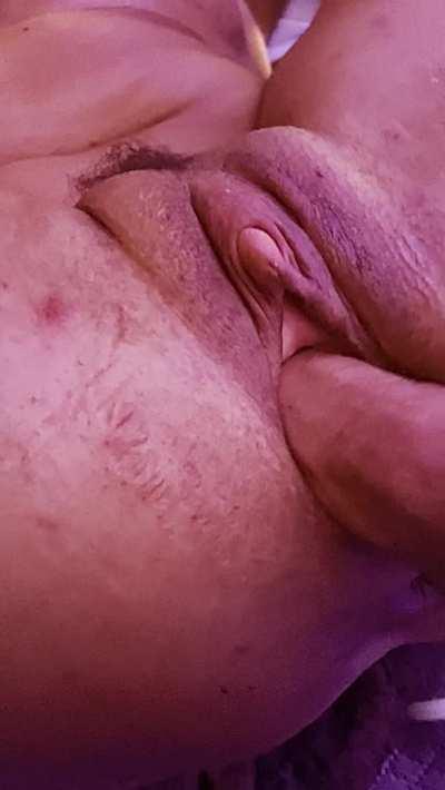 After an hour of double fisting. My pussy is so gaped 🤤 