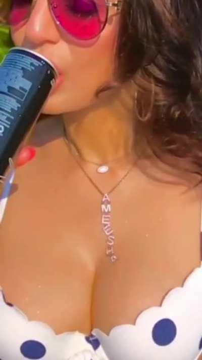 🔥Ameesha Patel🔥 truly a MILF