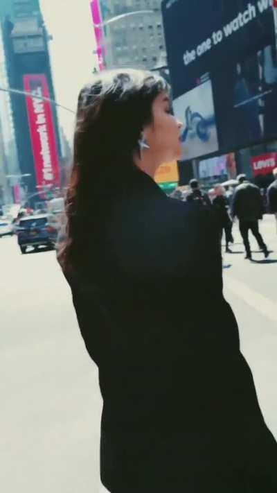 Liza Soberano (Slow motion version)