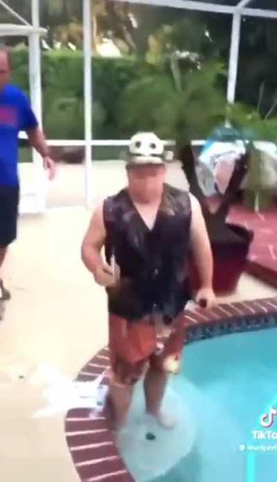 Fancy a bit of boooyaaaah 😂