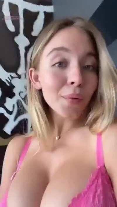 Sydney Sweeney has curves in all the right places and loves to show them off