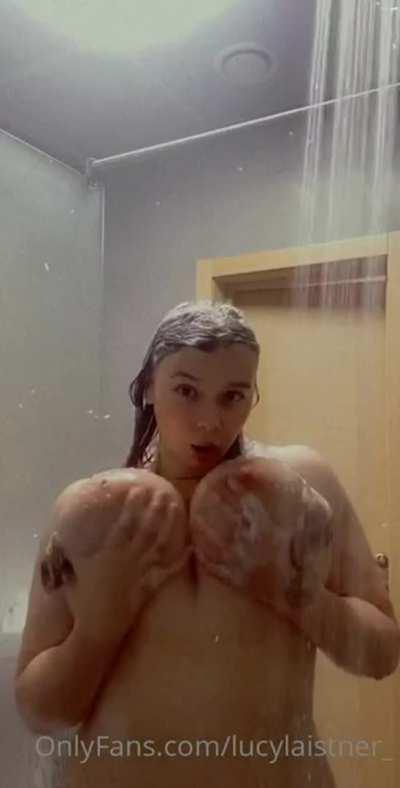 210,000 are down with TheThiccness! Thanks to all the amazing ladies that make this the best sub on Reddit to Mod!😘