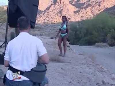 Jacqueline Moore massive boobs! (full photoshoot in comments)