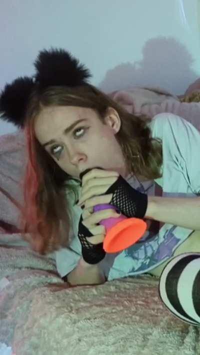 Completely filling the throat