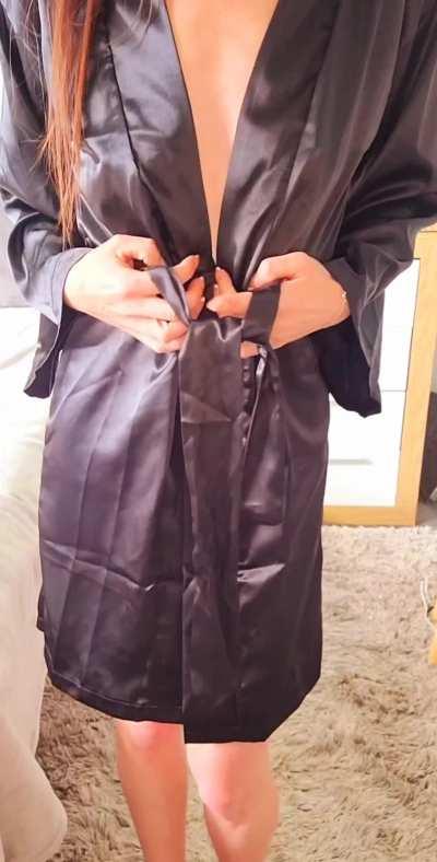 My husband loves to share (37f)