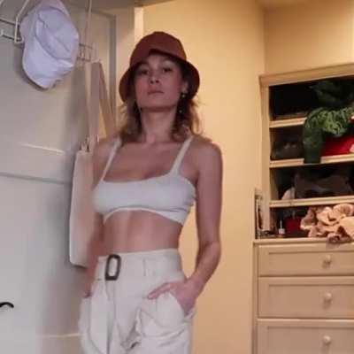 Brie Larson is on a mission to drain our cocks